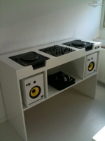 ReleaseTheSound-s-DJ-Booth-May-10